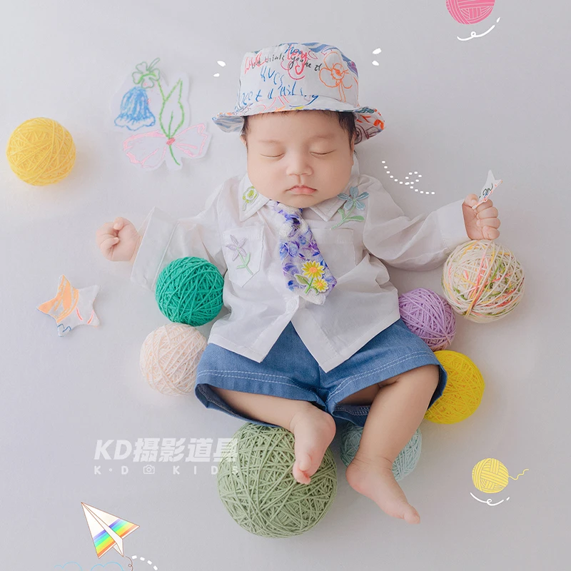 costumi-eleganti-per-la-fotografia-di-neonati-camicia-con-ricami-floreali-cravatta-pantaloncini-in-denim-cappello-graffiti-completo-per-servizio-fotografico-per-neonati