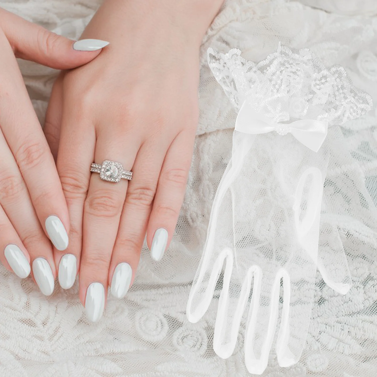 

2 Pairs Bridal White Lace Gloves Soft Comfortable Elegant Design Wedding Tea Party Accessories Women Pingmi Decorations