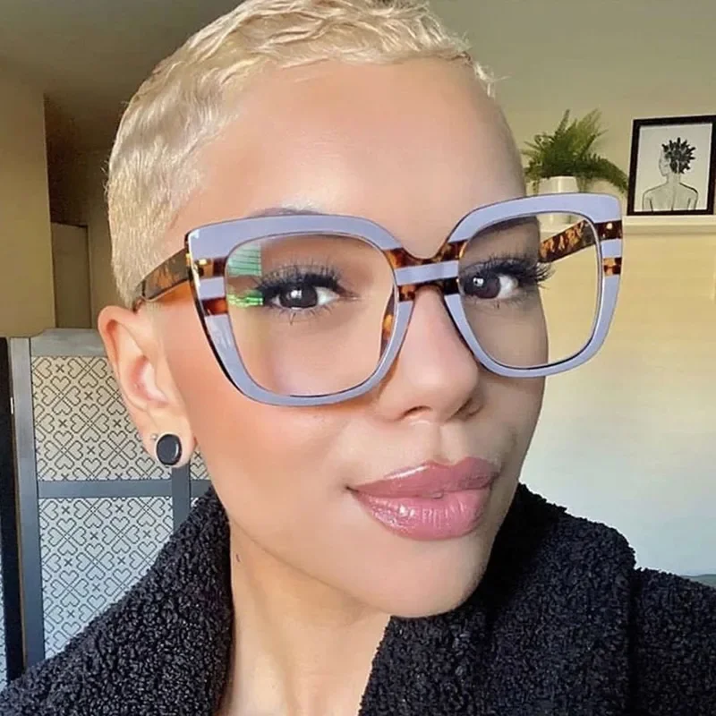 نظارات نسائية عصرية مربعة بتصميم علامة تجارية كلاسيكية ملونة مضادة للضوء الأزرق للديكور للاستخدام اليومي نظارات حجب الضوء الأزرق