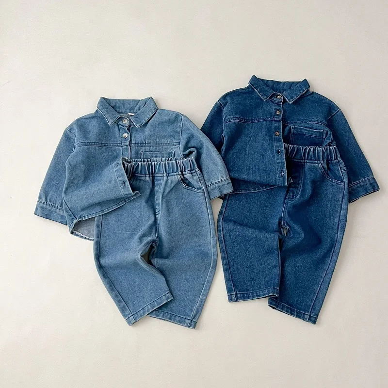 Girls\' clothing spring Korean children\'s clothing flip collar boys long sleeved denim cardigan top+pants set baby clothes