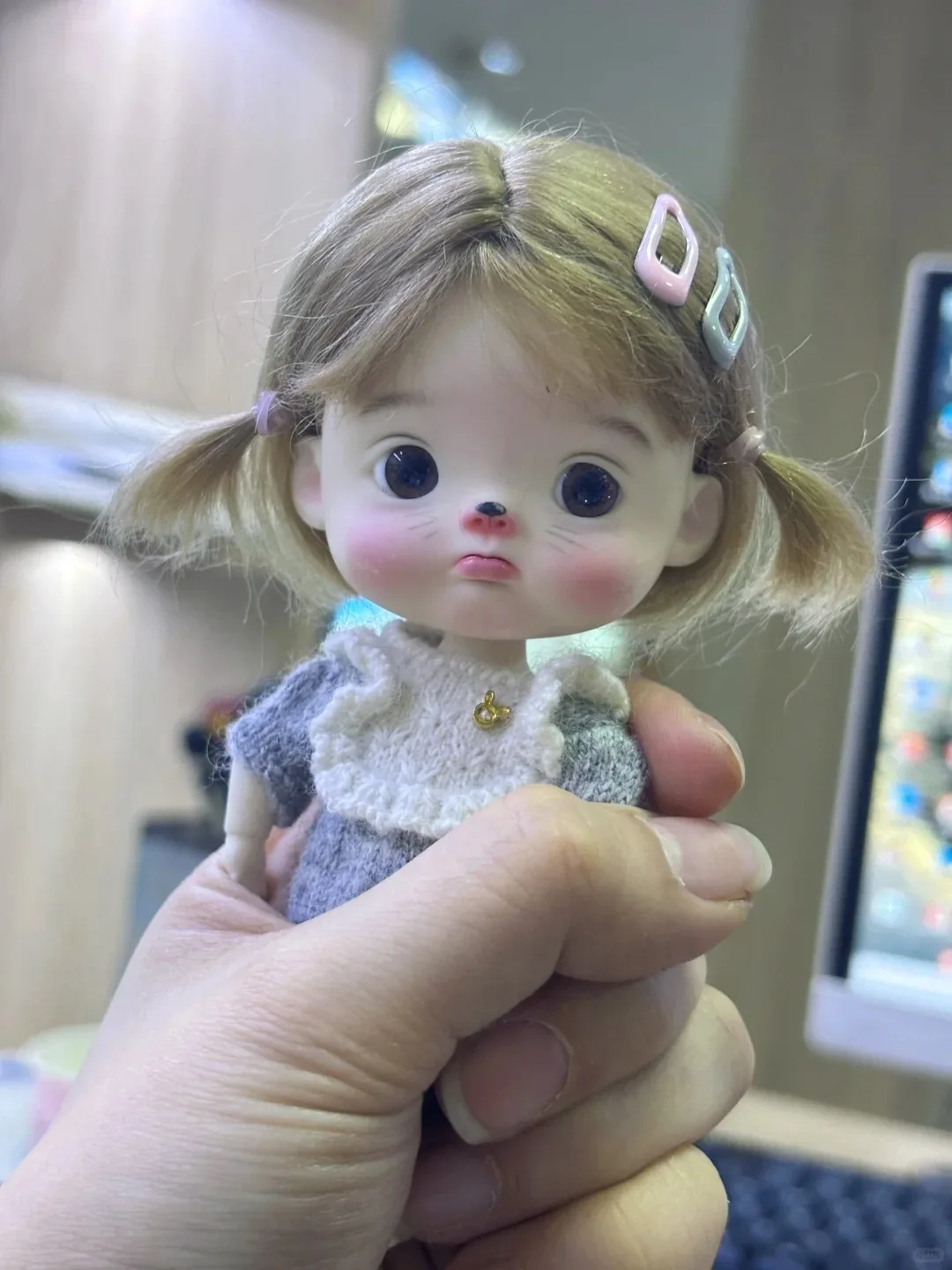 

2025 Новый BJD SD DOLL 1/12 Dianmei OB11 Girl 12,5 см Qbaby Girl Huhu Body blythe животное смола в наличии Бесплатная доставка