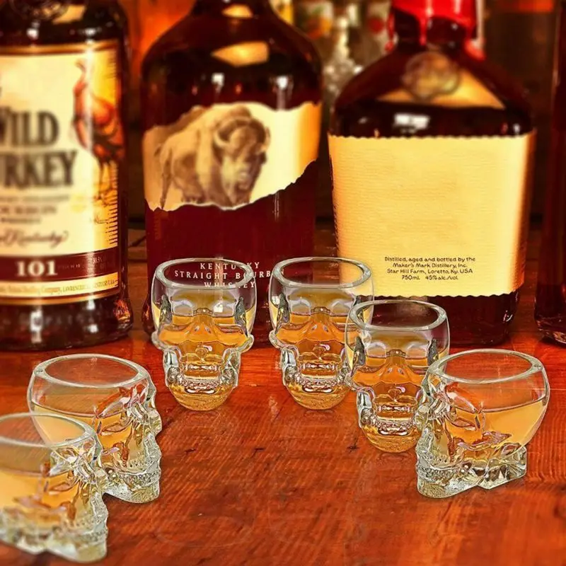 4PCS Schädel Flasche Glas Tasse Set Kristall Schädel Dekanter Gläser Schnaps Glas Becher Wein Wodka Flaschen Transparent Whisky Cocktail