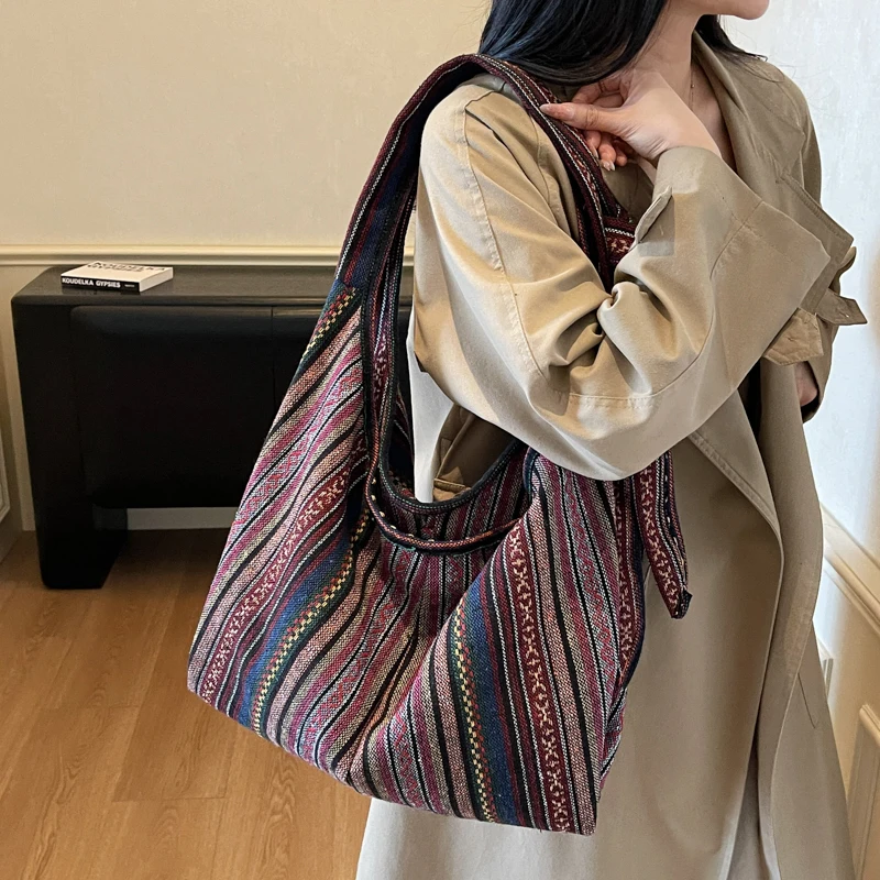 

Tiptoegirls Autumn&Winter Fashion Women Totes Bag Casual Simple Large Size Shoulder Bag 3 Colors Colorful Plaid Woman's Handbag