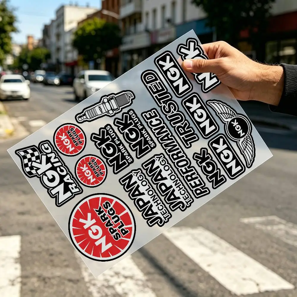 Adesivo Refletivo Universal NGK para Carro, Moto, Bicicleta e Capacete - Alta Reflexão e Impermeável