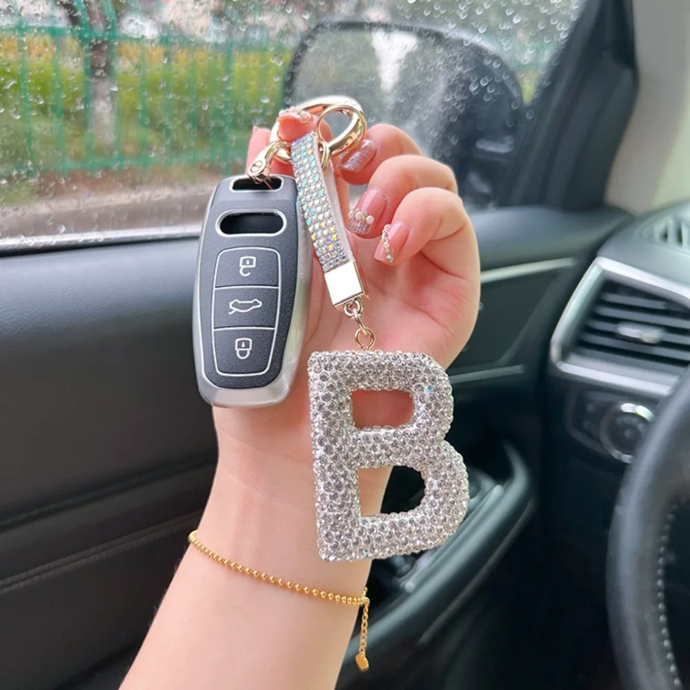 

Full Diamond Diamond English Letter Keychain Letter A to Z English Letter Crystal Uppercase Pendant Combination Name