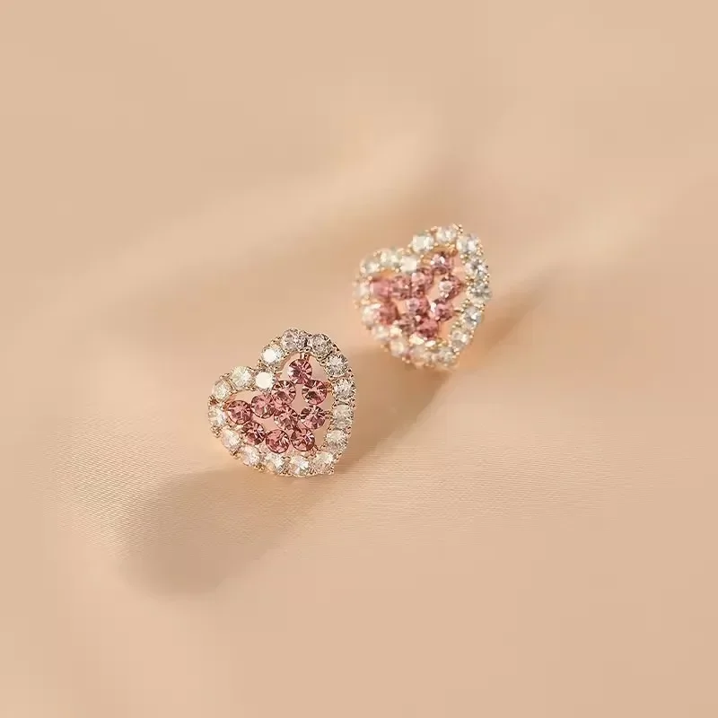 FashionElegant Pink Rhinestone Heart Studs - Matt Gold Plated, Chic and Comfortable Fashion Earrings, Ideal Gift Niche Style Hot