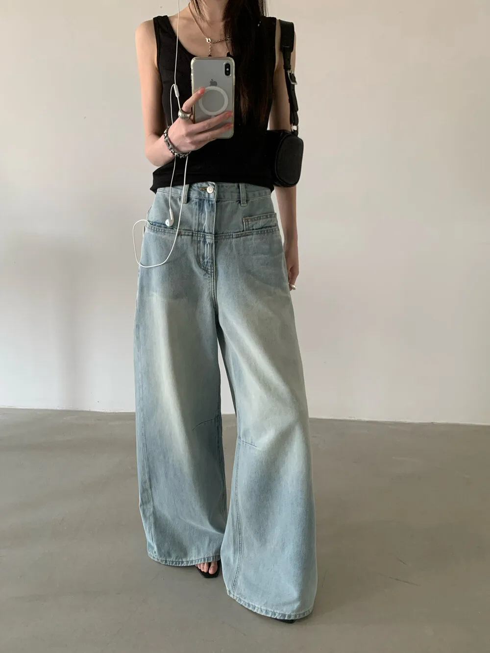 

Джинсы Lilian с высокой талией и широкими штанинами, из выстиранного денима, скрывающие недостатки фигуры, в расслабленном стиле, летние, с высокой эластичностью, свободного кроя, на молнии, женские