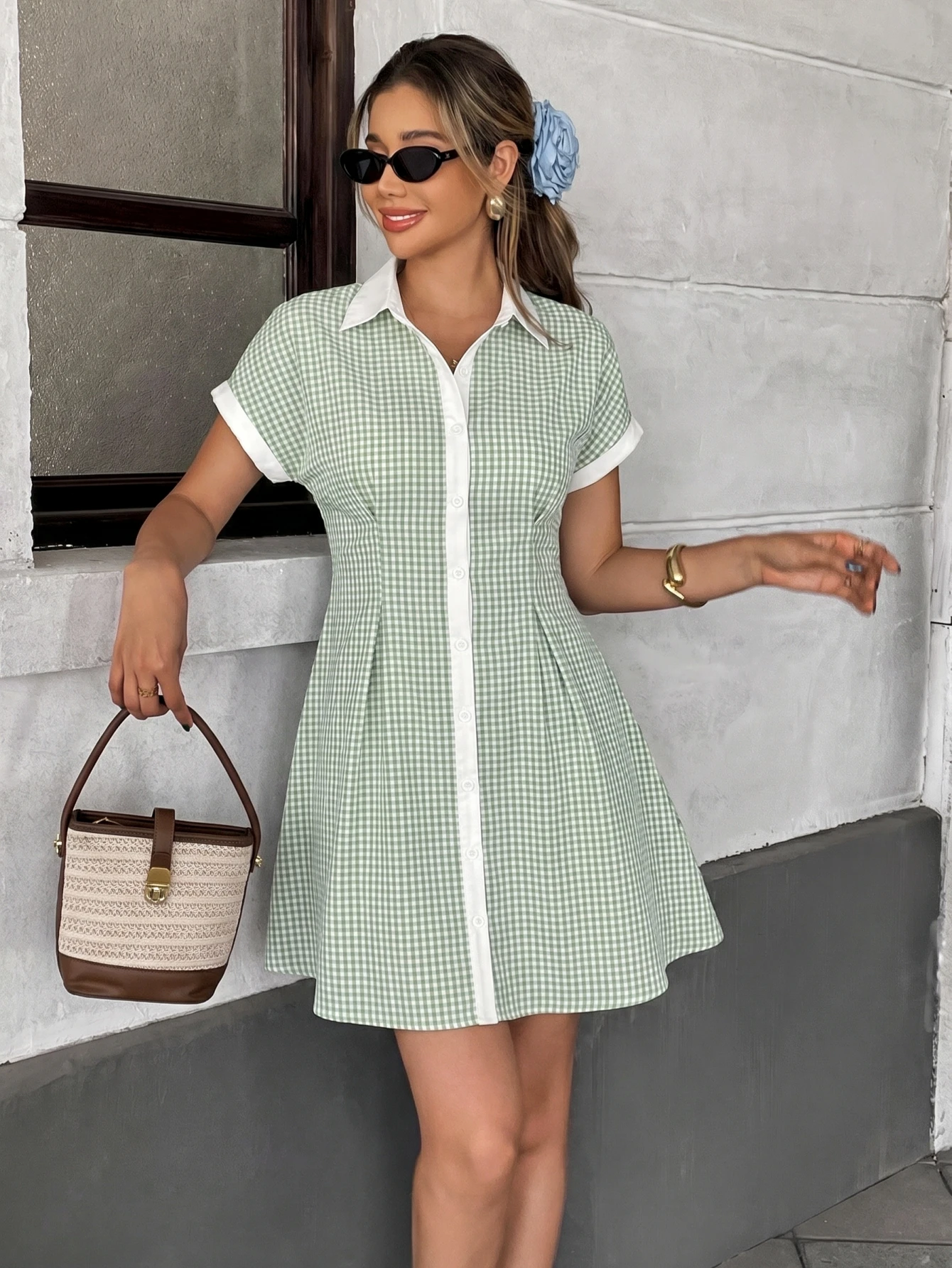 Grünes Gingham-Hemdkleid für Damen, Mini-Kleid mit Reverskragen, kurzen Ärmeln, Knopfleiste vorne, schmaler Taille, A-Linie, lässiges Bürokleid – Detail 4