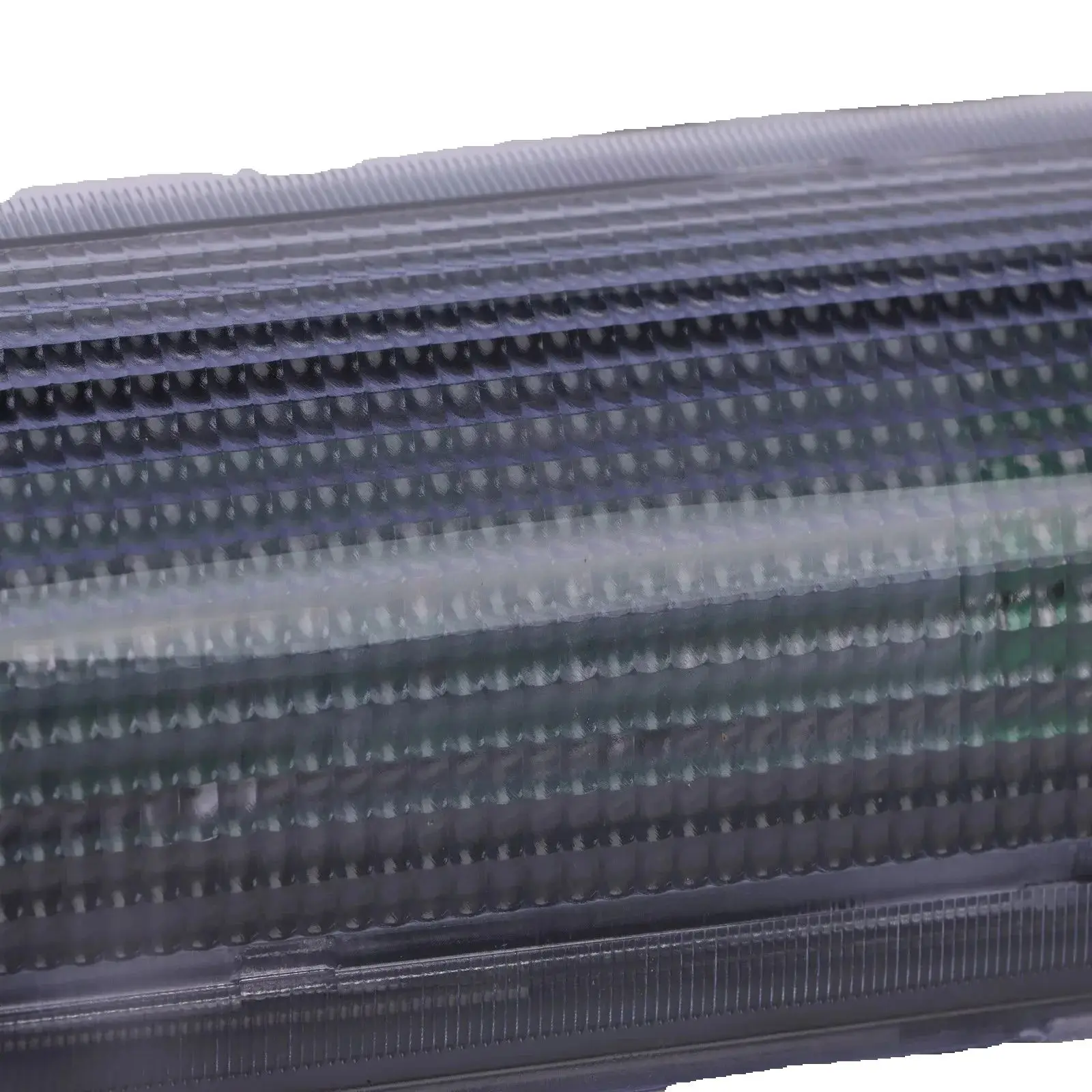 

LR036355 Rear High Mount Stop Lamp for Land Rover Freelander 2 LR2 2007-2015