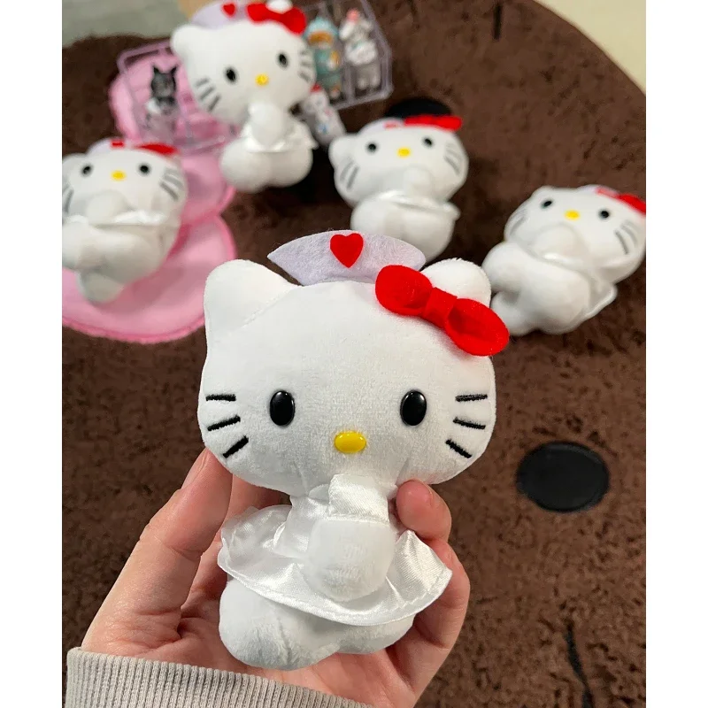 Novo estilo sanrio olá kitty boneca de pelúcia dos desenhos animados anime bonito enfermeira kitty crianças boneca chaveiro mochila pingente moda presentes do feriado