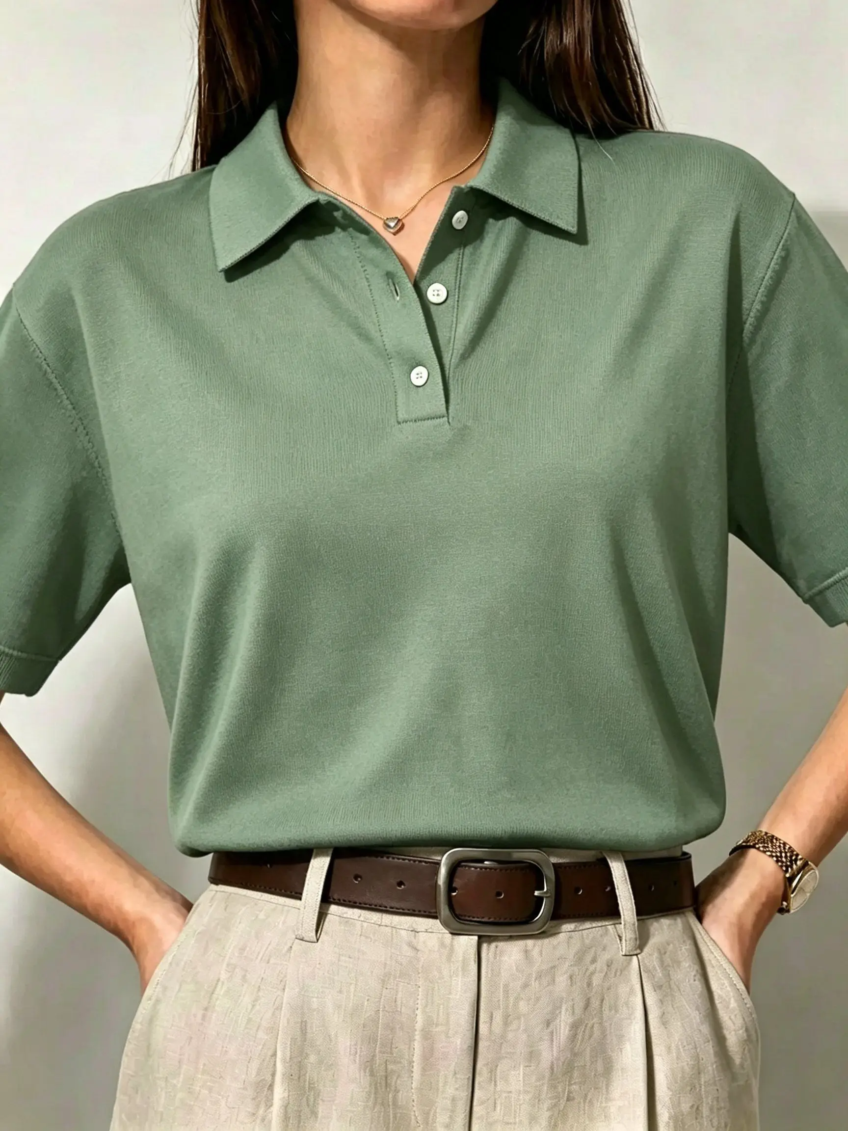 New high-quality polo shirt for women, a must-have top for all seasons.