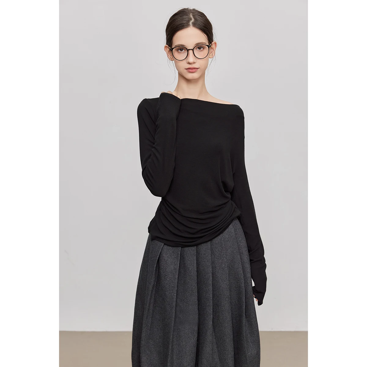 

Faionable Bla-oulder Long Sve Women's Top Slimming High-End Drapey Sle by ASSEUU Casual Pure Color Ladies T-irt