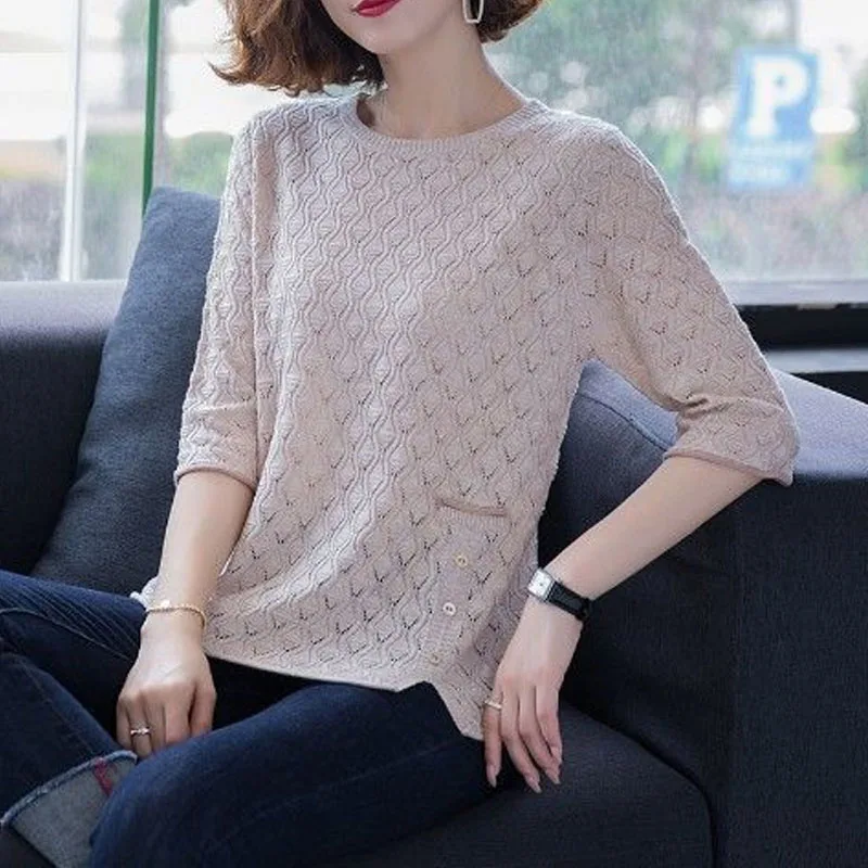 Solid Color Wave Pattern Knitted T-shirt Fashion Summer Button Spliced 3/4 Sleeve Loose All-match Pullovers Women\'s Clothing