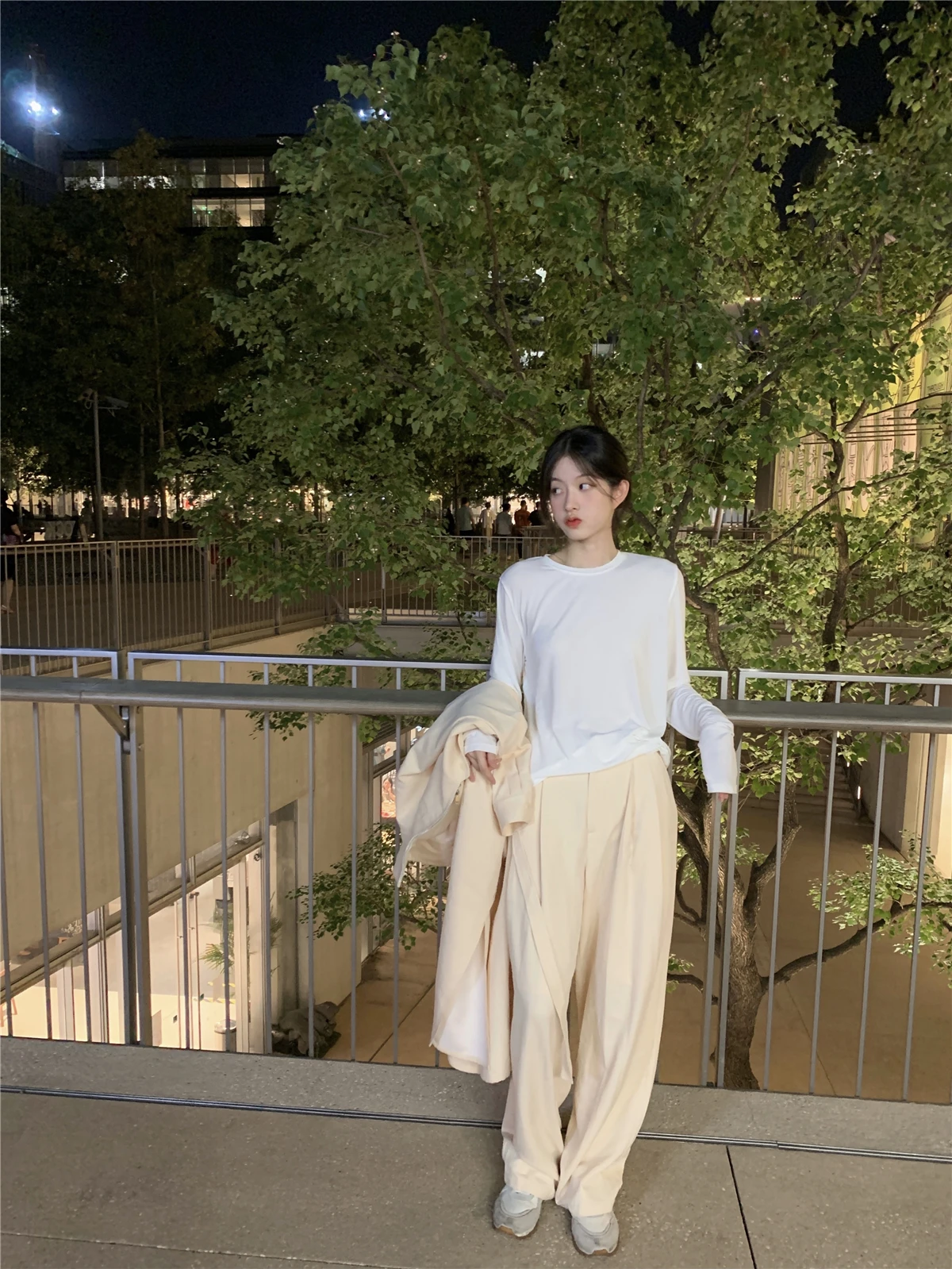 LXLILIUM 和風ソフト生地快適な形状のロングパンツアプリコットカラー若々しい雰囲気のワイドレッグスーツパンツ女性用