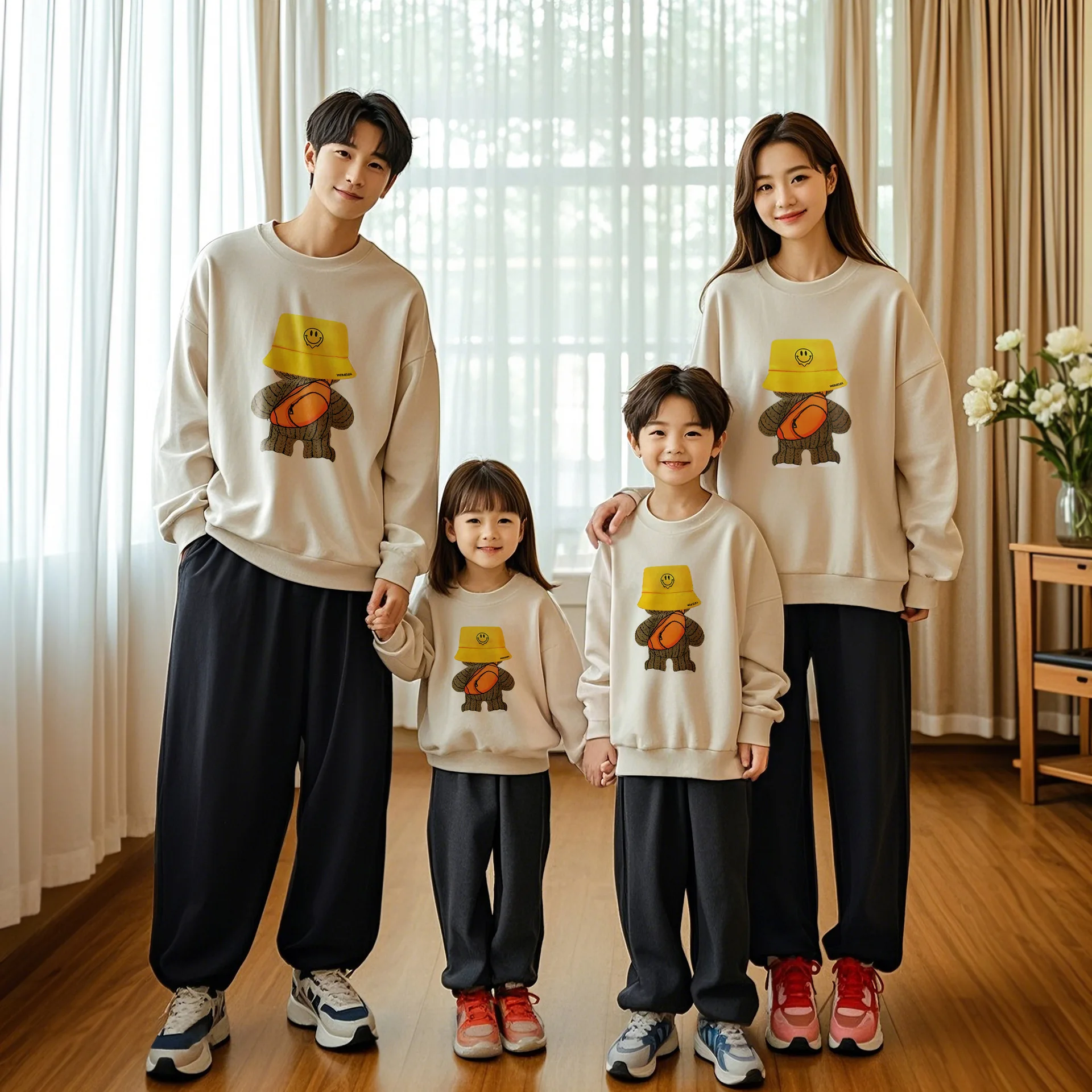 

Одежда для родителей и детей, новинка 2023 года, осенняя одежда, свитер с вышивкой и нашивками, одежда для скалолазания в иностранном стиле для мальчиков и девочек, детская одежда