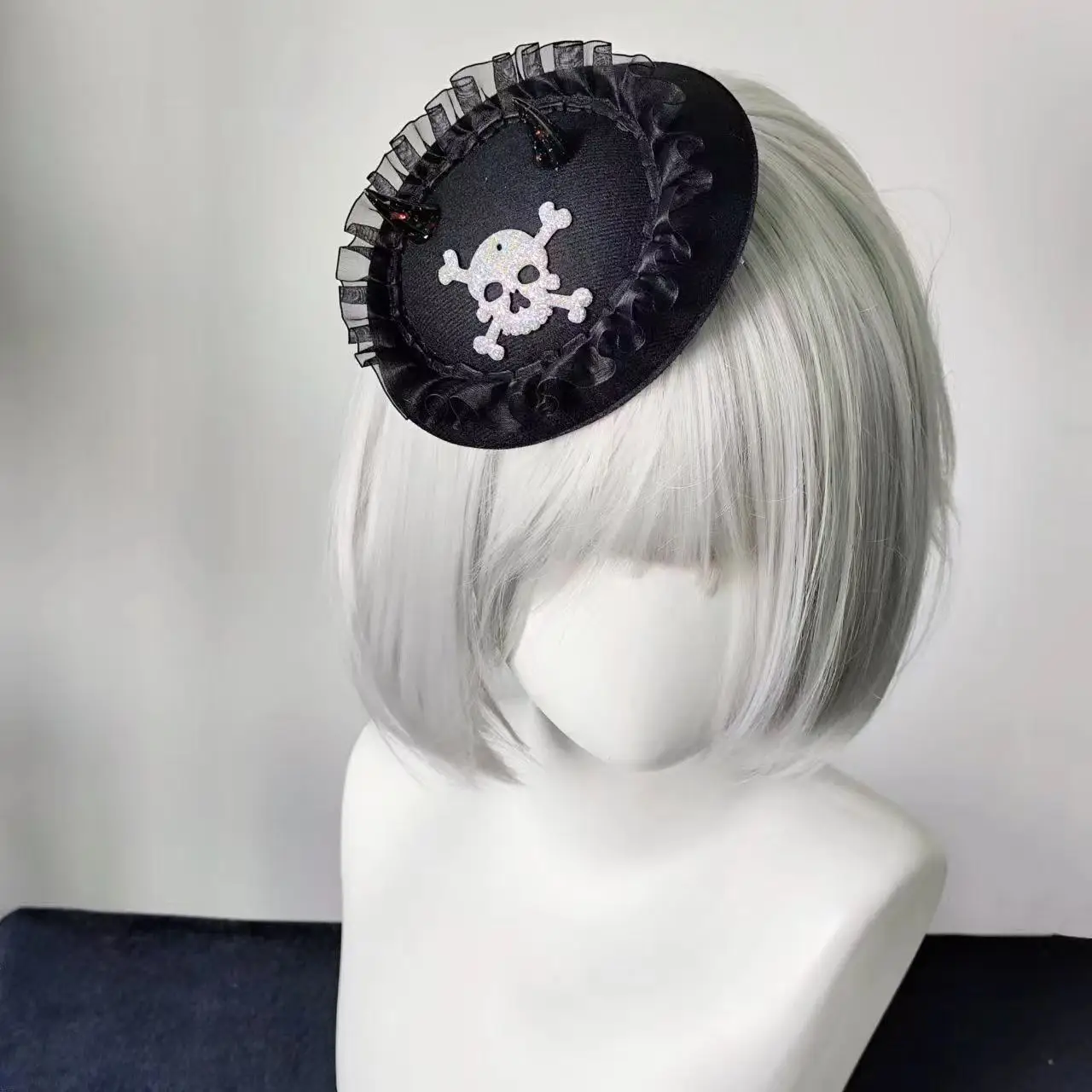 Diabelski Róg Czaszka Cylinder Y2K Dark Gothic Spice Girl Mini Kapelusz Akcesorium do Włosów Halloween Cosplay Przebranie