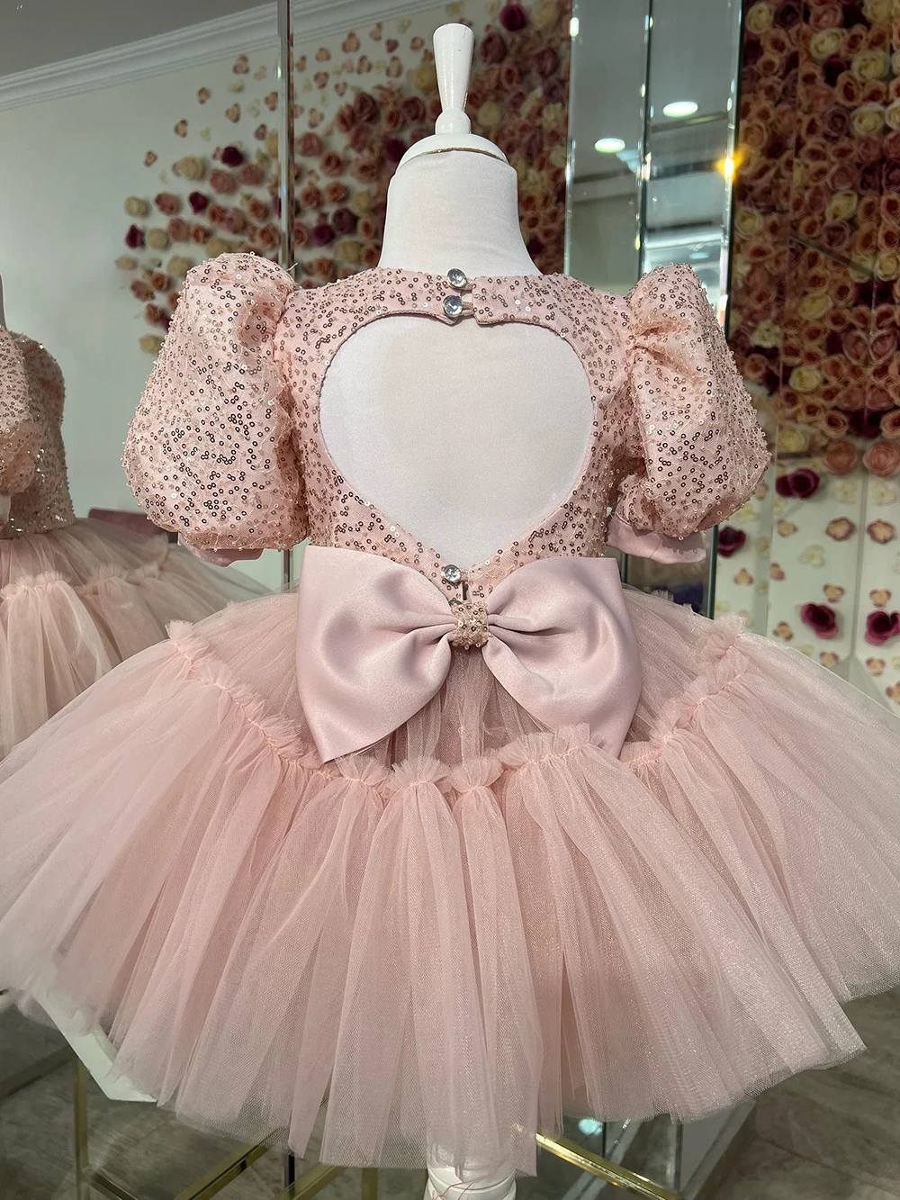 Robe à paillettes pour bébés filles, manches bouffantes, avec nœud décoratif, pour fête de mariage, anniversaire