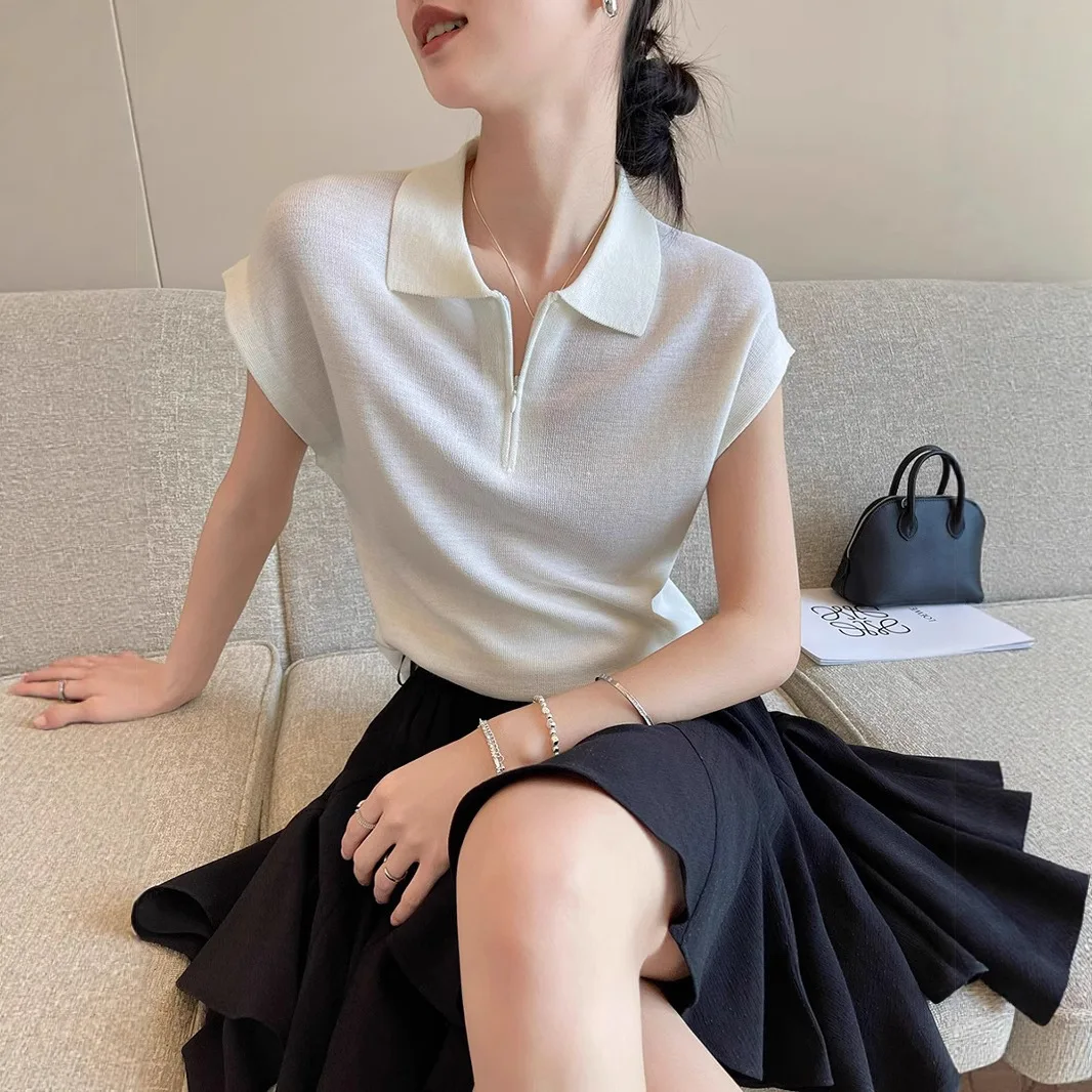Solid Color Simple Casual Fashion Wind Knitted Short-sleeved T-shirt Summer 2026 New Temperament Age-reducing Refreshing Top