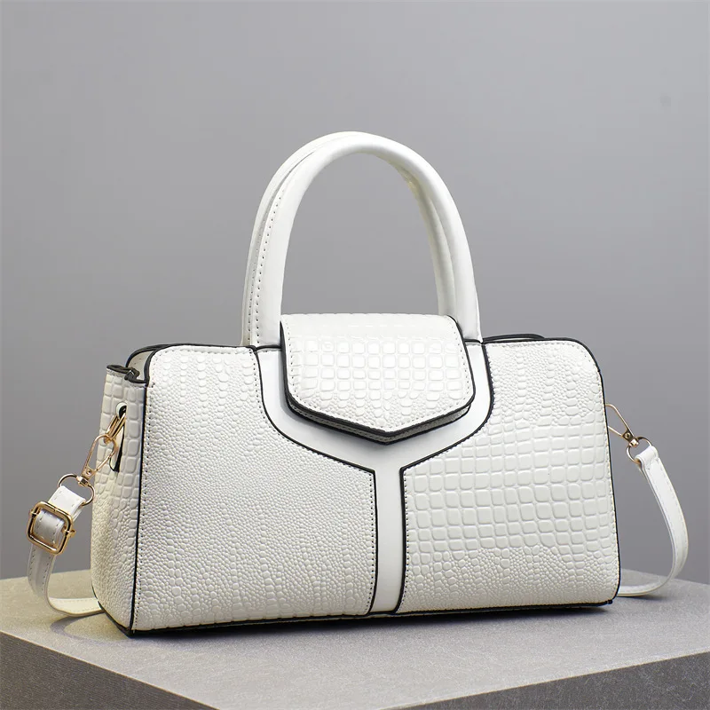 

2025 Fashion New Crocodile Pattern Handbag Women'S Large Capacity Shoulder Bag Classic Retro Crossbody Bag Commuter Tote Bag