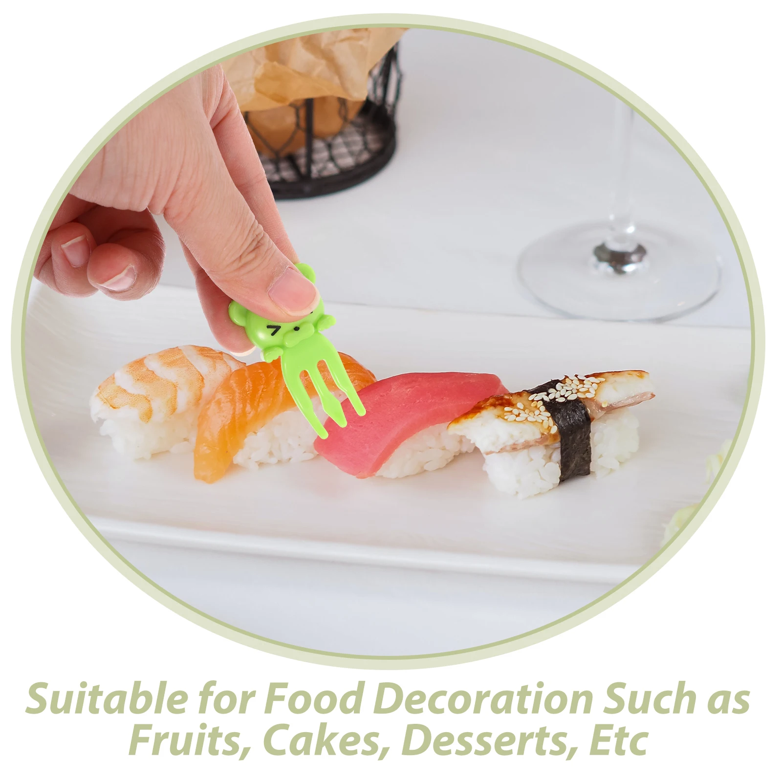 

8pcs Animal Fruit Forks Cartoon Picks s Plastic Lunch Mini Toothpick Cute Child Food Party Bento Set Dinnerware