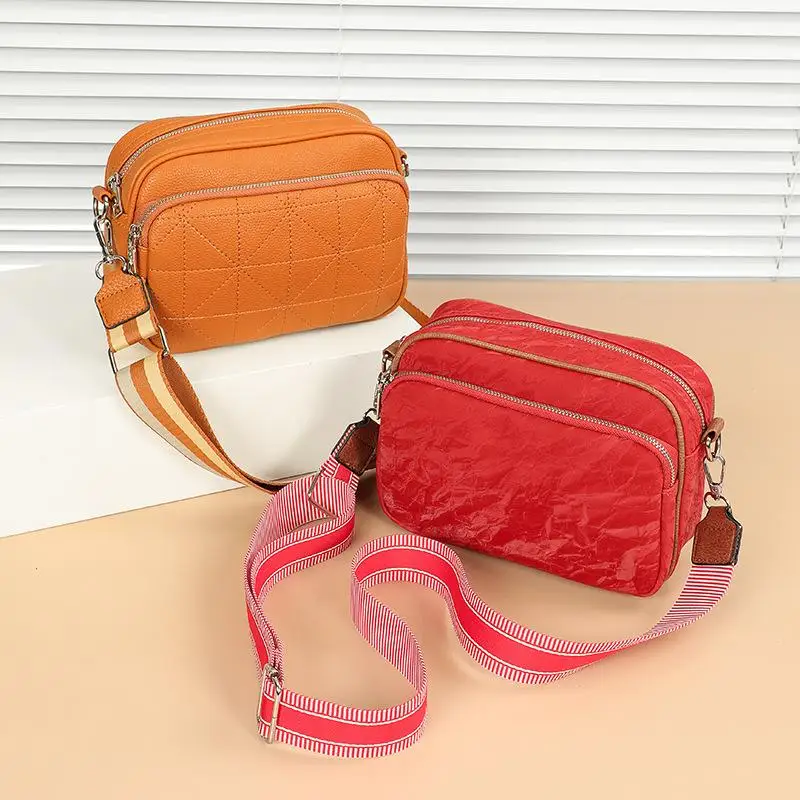 

Women New Fashion Small Square Bag Shoulder Bags Commuter Crossbody Bag Multifinonal High Capacity Leisure Versatile Square Bag