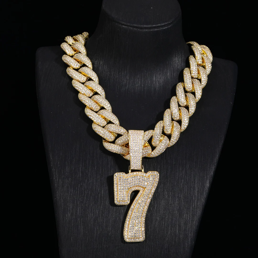 

Customized Big Letter A~Z/1~0 Necklace Full Mirco Paved Cubic Zirconia Pendant Cuban Link Chain Fashion Custom Jewelry Gift