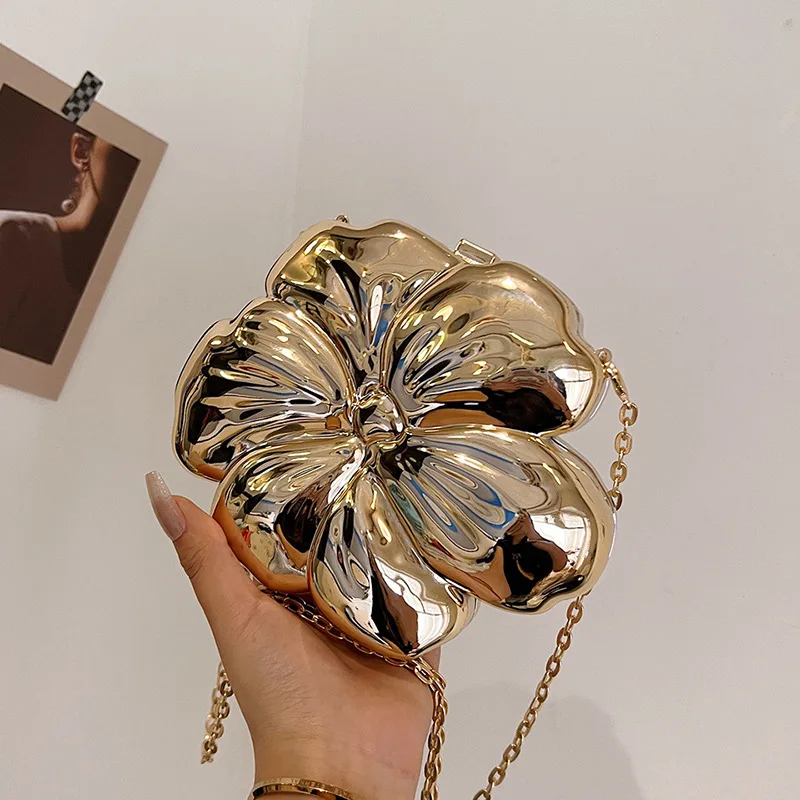 

Fashion Metal Flower Shaped Crossbody Bag for Women Gold Box Shoulder Bags Shinny Evening Party Clutch Bag Small Phone Purses
