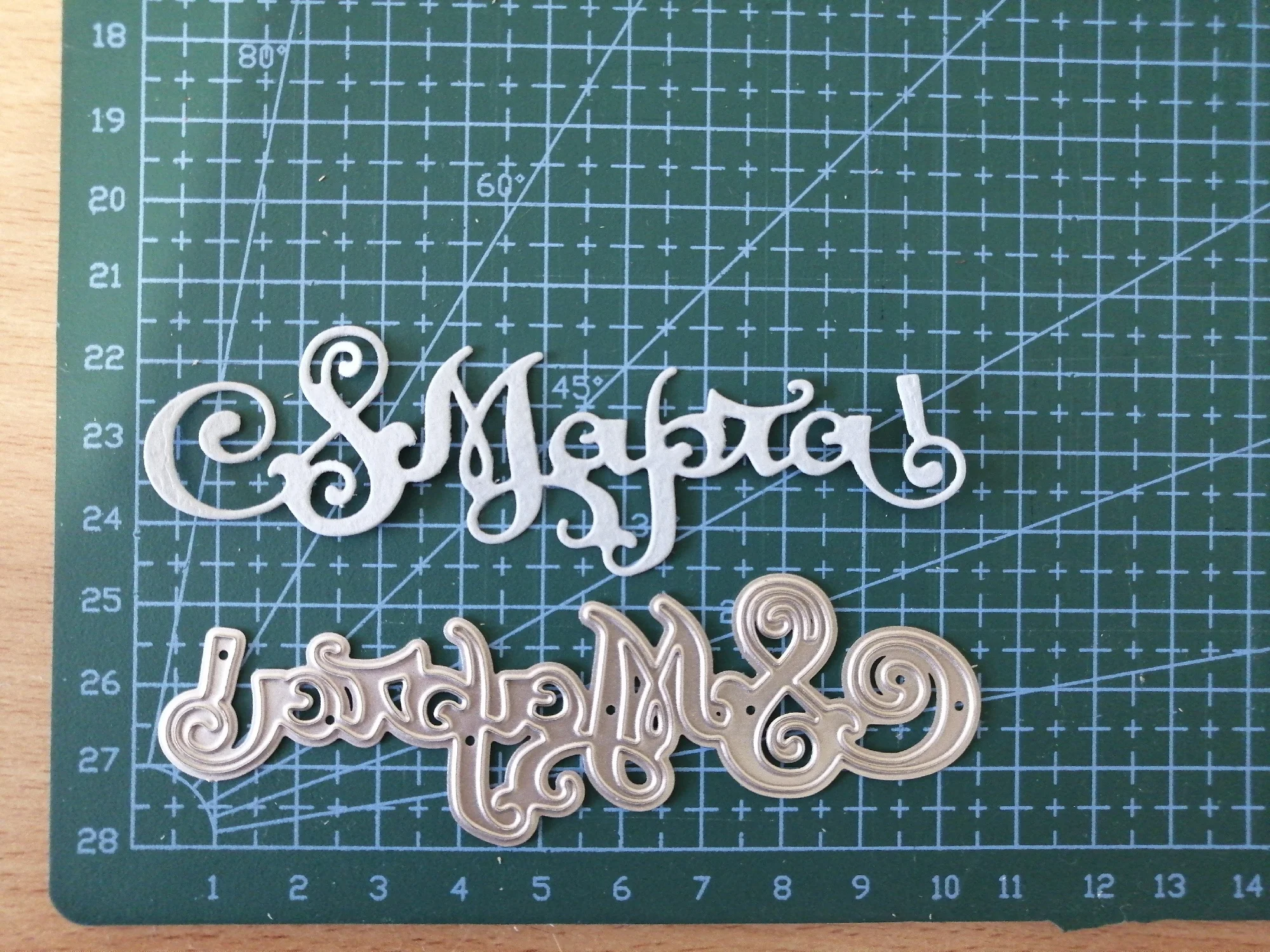 YINISE RUSSIAN WORDS Metal Cutting Dies For Scrapbooking Stencils DIY Album Cards Decoration Embossing Folder Die Cuts CUT