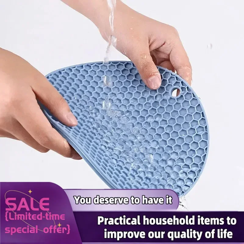 13.5*13.5cm Round High Temperature Resistant CoasterRubber Material Anti Slip DesignCutlery Mats Household ItemsKitchen Supplies