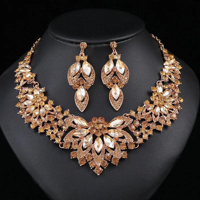 Accessories Retro Necklace Set Women's Luxury Crystal Banquet Dress Accessories