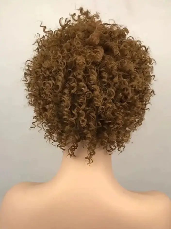 Peruca encaracolada marrom claro curto com laço transparente, cabelo humano natural, fibra sintética