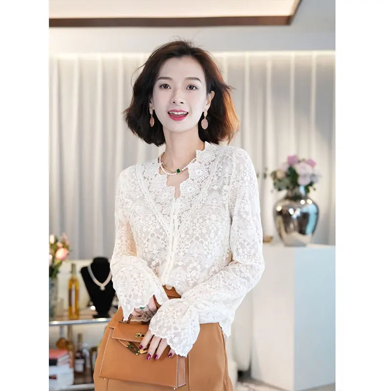 엘레 롱 슬리브 레이스 캐주얼 브이넥 홀로우 아웃 여성 탑 레이스 트림 루즈핏 가을용