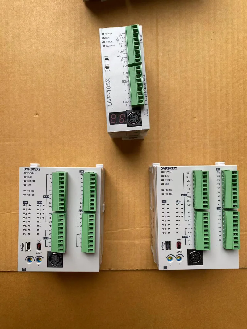 Industrial Automation PLC CPU Controller, DVP SS/SA/SE/SX Series 211R/T/R Relay Transistor Output Logic Module