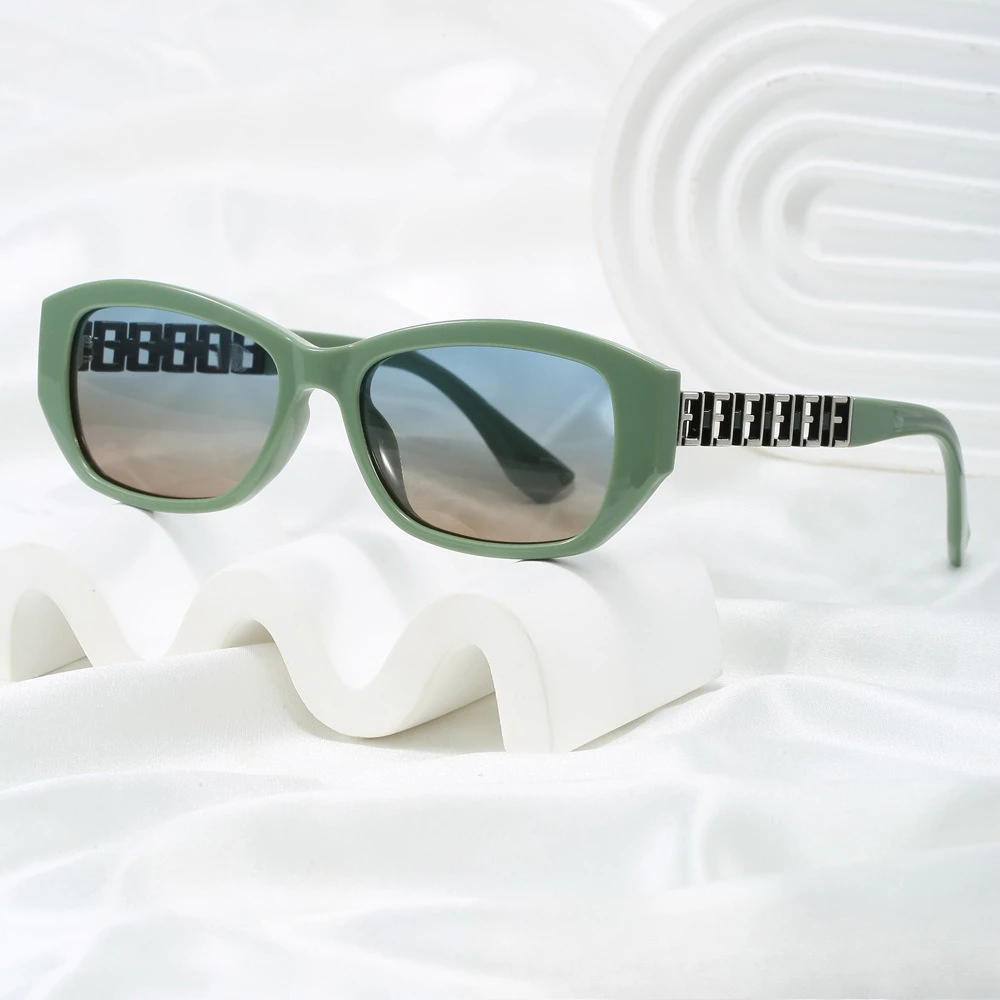 

‌2025 Small Square Metal Sunglasses - Polarized Hollow-Out Unisex UV400 Trendy Photogenic Streetwear