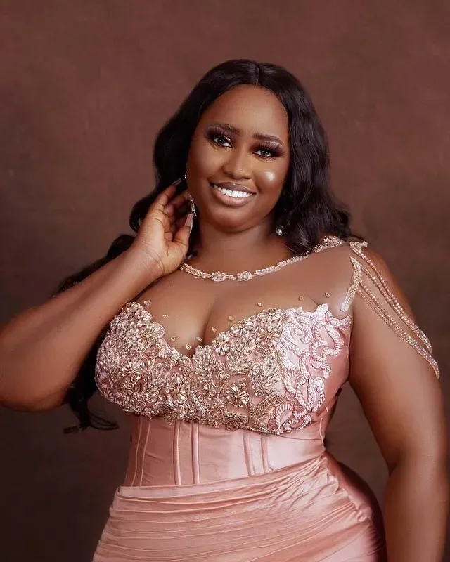 Sukienki wieczorowe na zamówienie w stylu arabskim Aso Ebi, plus size, zdobione koralikami i kryształami, seksowne sukienki na studniówkę, z prześwitującym dekoltem z koronki, wysokie, formalne suknie na przyjęcie, sukienki dla druhen.