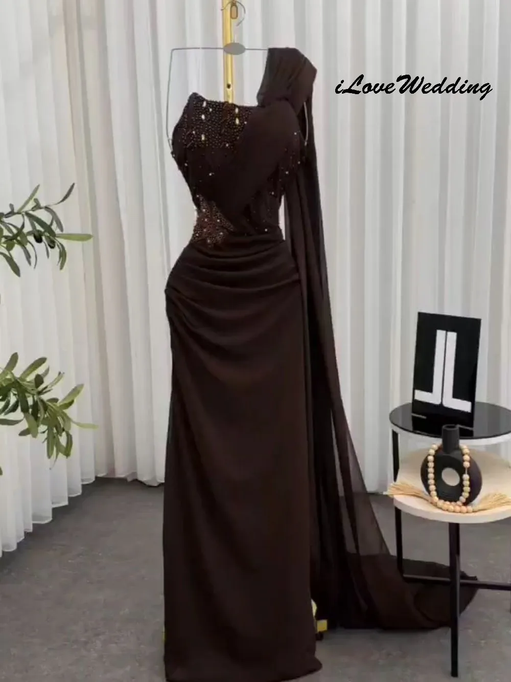Vestido de fiesta con cuentas de color marrón oscuro 2025, vestido de fiesta elegante brillante con cuentas para mujer, cintas de gasa, vestidos formales hasta el suelo personalizados