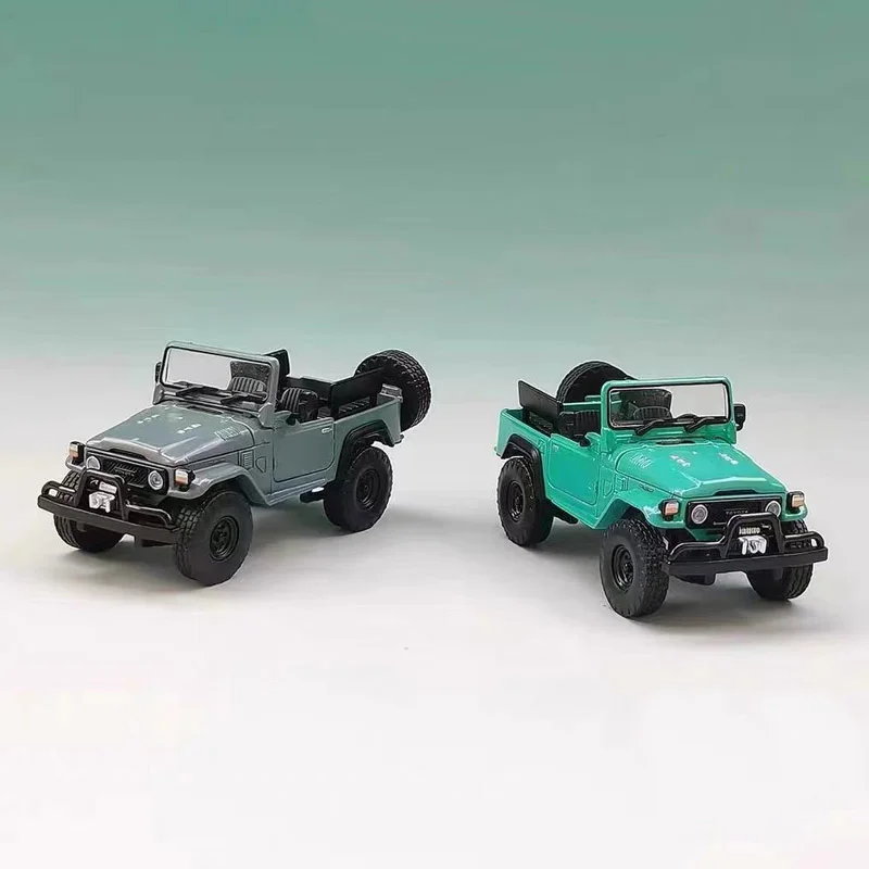 

1:64 Scale 1982 Land Cruiser Toyota FJ40 Open-to Off-road Version Simulation Alloy Car Model Static Display Collectible Toy Gift