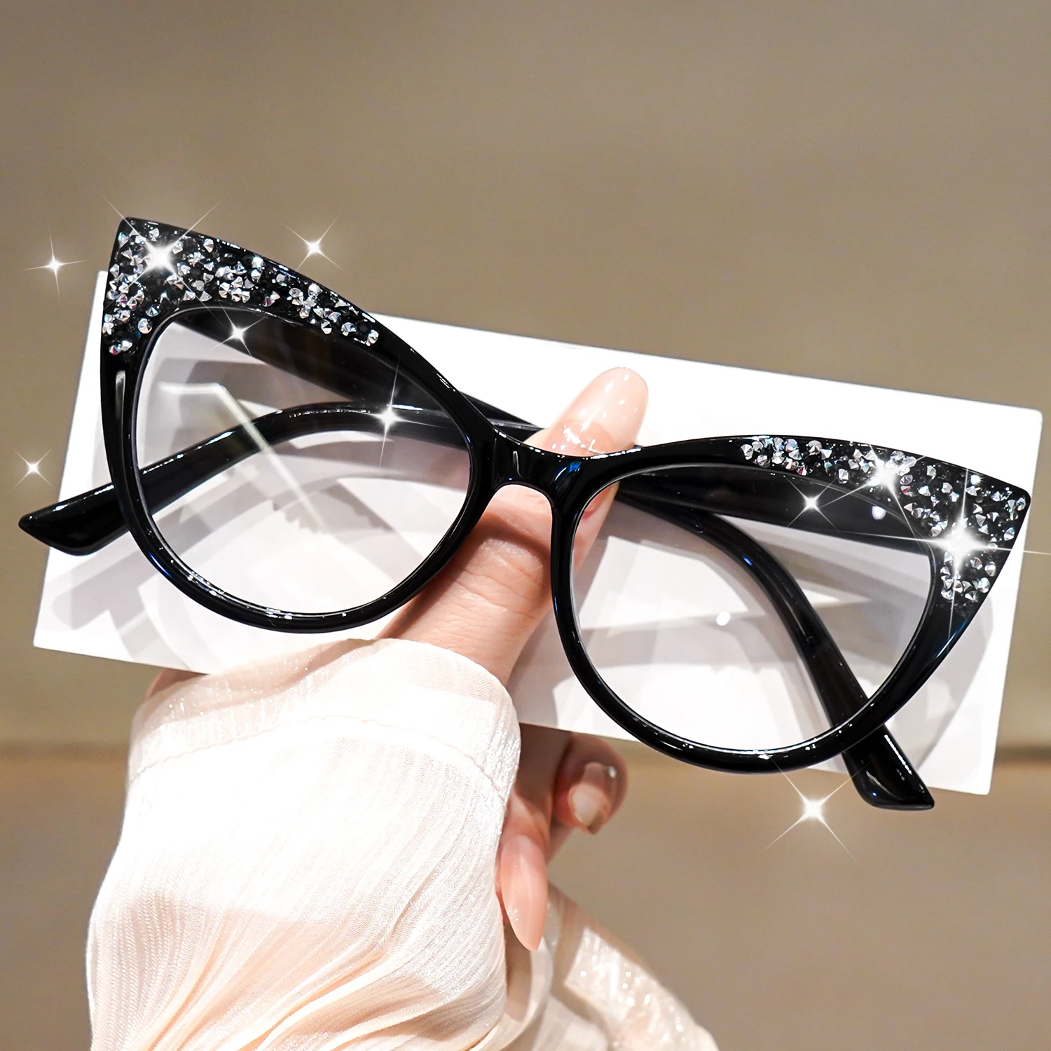 Schicke Retro-Cat-Eye-Lesebrille für Damen und Herren, Vollformat, modische Brille, dekorativ, Alltagskleidung, +1,0 bis +3,5 – Detail 5