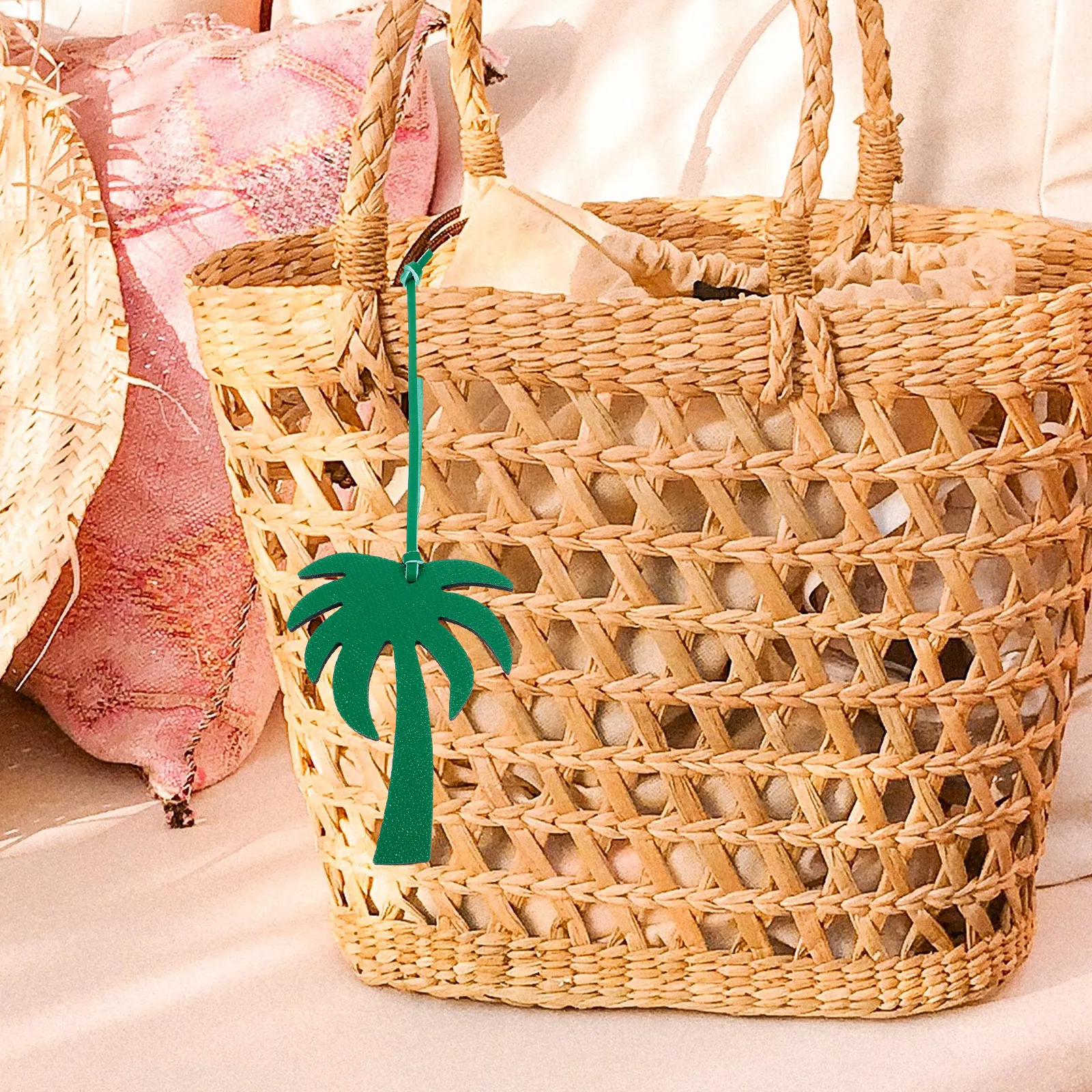 Coconut Tree Hangin…