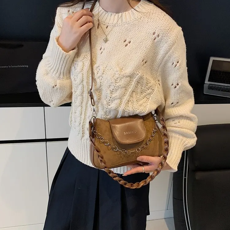 حقيبة الإبط بقفل جديد لخريف 2025 للسيدات متوسطة الحجم للمراهقات لشتاء 2025 #1