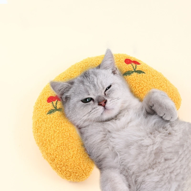 Little Pillow For Cats Neck Protector Deep Sleep Puppy U-Shaped Pillow Cat Pillow Kitten Headrest Dogs Sleeping Pillow Cat Toys