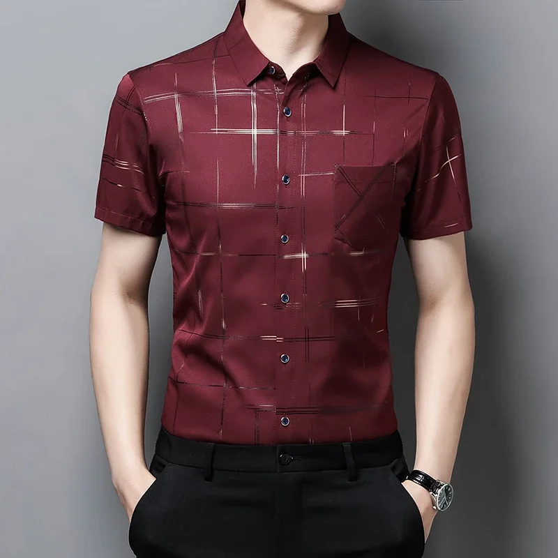 New Men\'s Business Casual Short Sleeved Shirt No Iron and Wrinkle Resistant Top