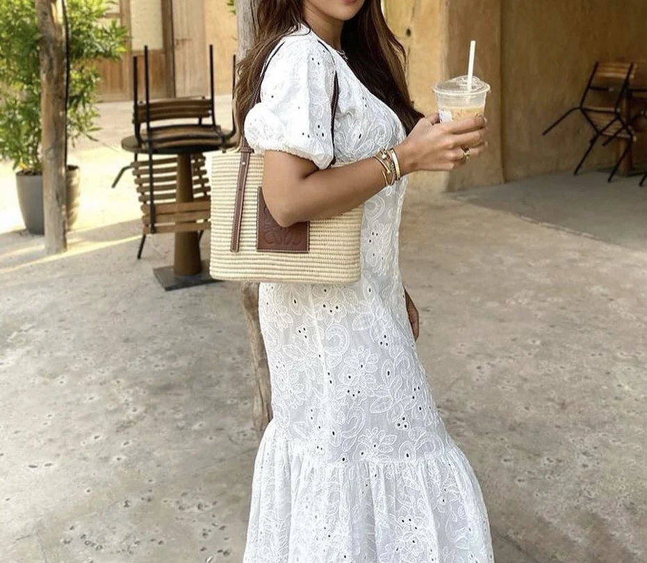 Autunno da donna nuovo stile stile delicato stile europeo e americano con scollo a V ritagliato abito lungo ricamato gonna Casual Street Style