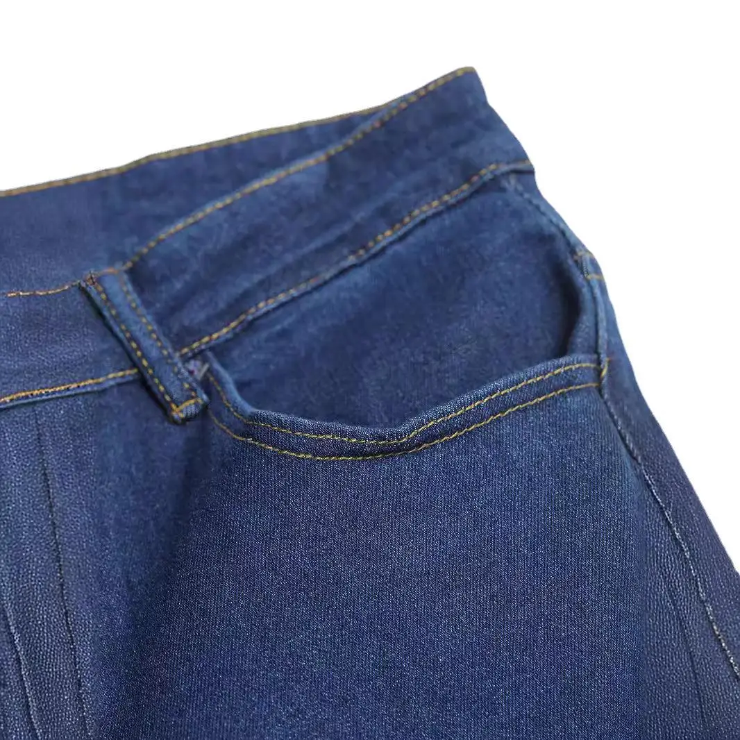Pantaloni da uomo in denim elastico Piedi piccoli Vita media Denim da uomo 2025 Pantaloni in tinta unita moda Europa e America