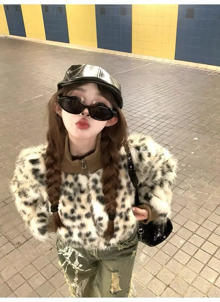 Kunstpelz-Halskragen-Mäntel für Damen, Außenweste, rückenfrei, herzförmig, niedlich, Casaco-Dame, abgeschnitten, gepolstert, kurz, volles Futter, schlank