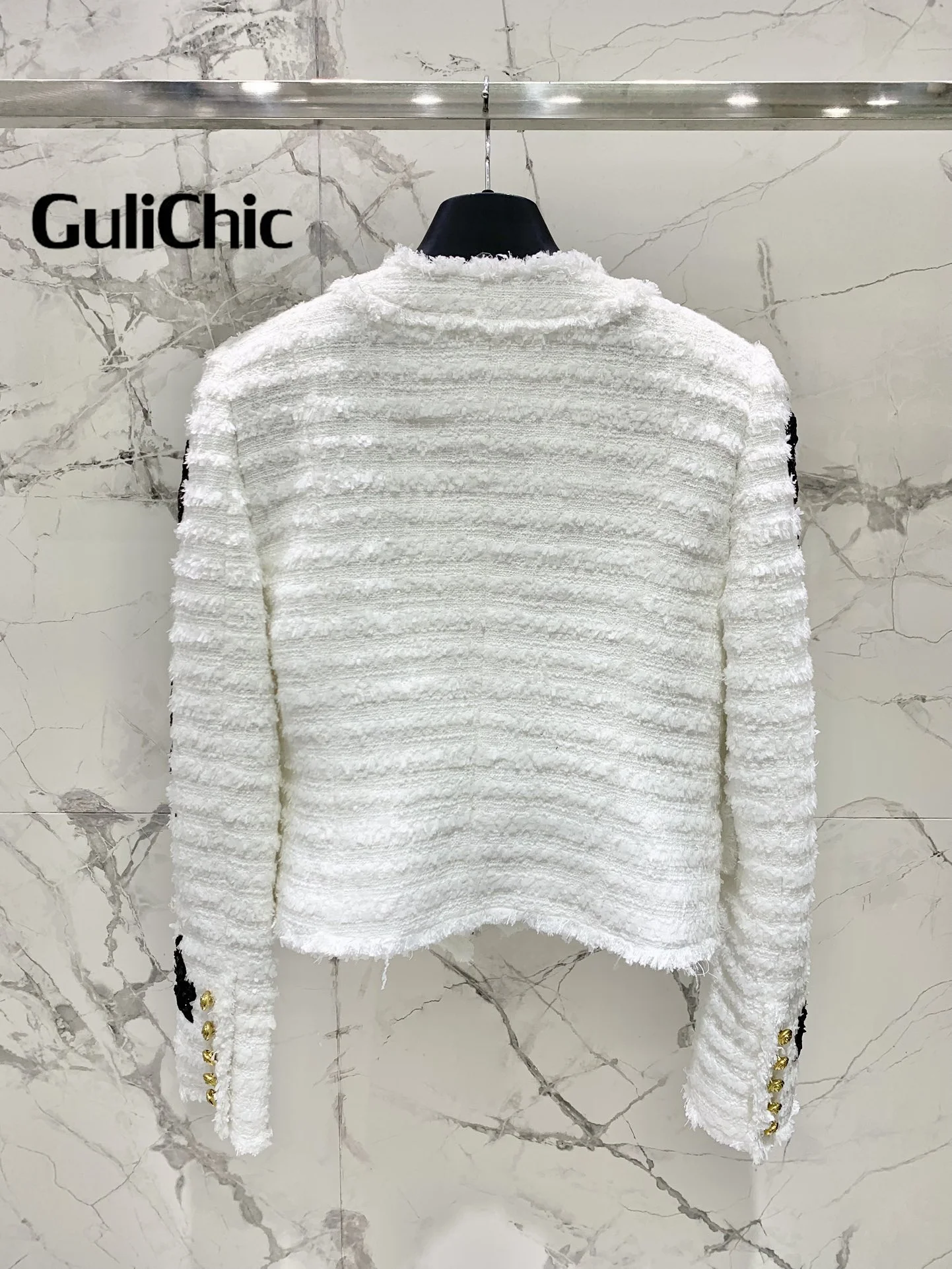 GuliChic-White Tweed Set for Women, Sequined Beading Decoration, O-Neck Pocket Jacket, High Waist Slim Skirt, 8.7