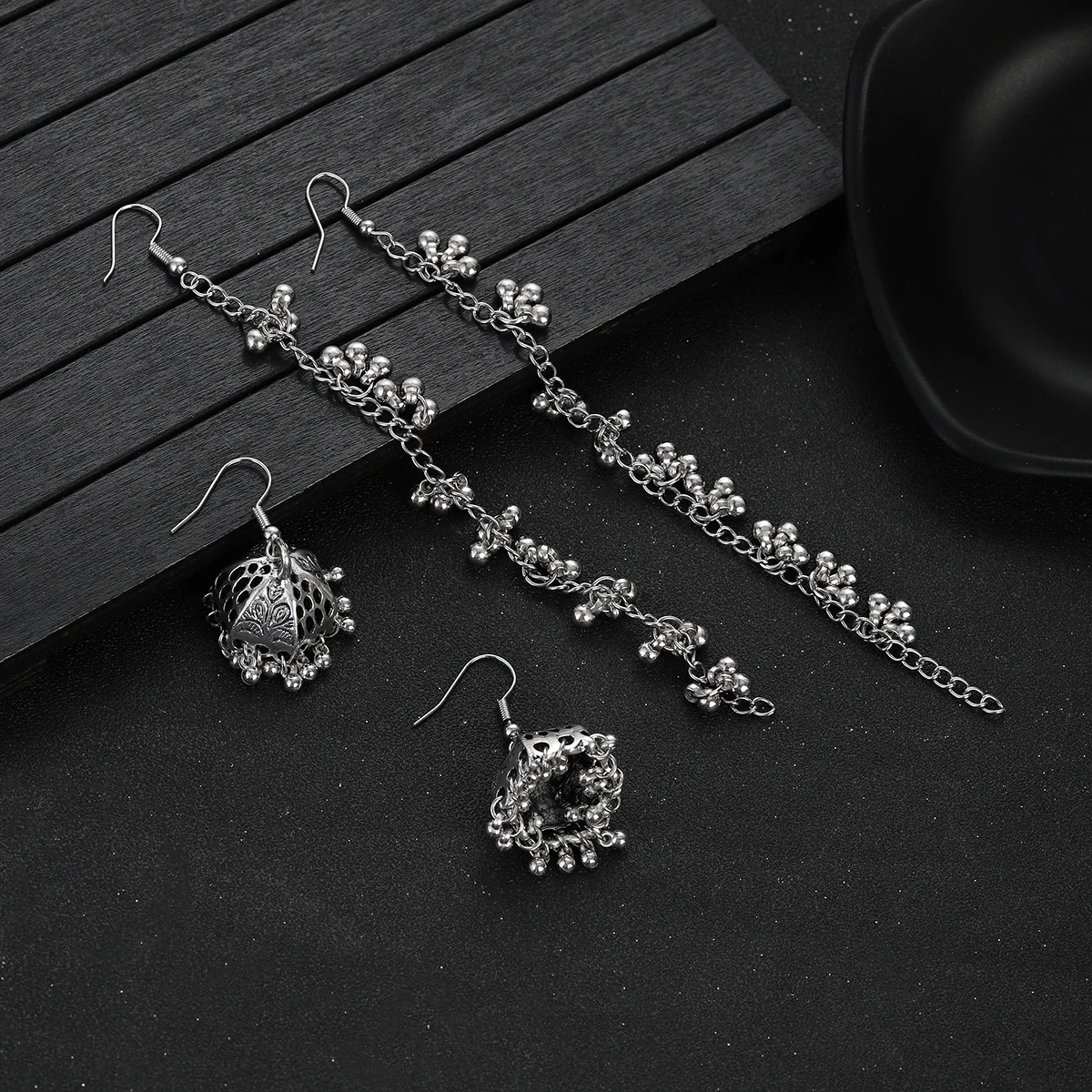 Ethnic Jhumka Retro Silver Color Bell Oorbellen Earrings for Women Bohemian Jewelry Lantern Beads Tassel Wedding Earrings