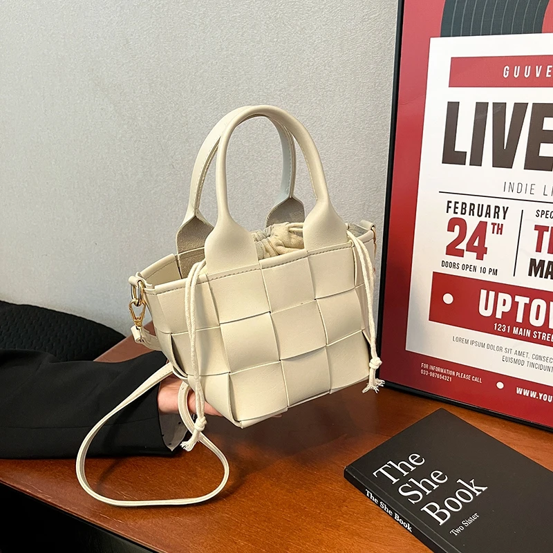 

Premium Designer Hobo Bag Women's Soft Leather Shoulder Bag With Slouchy Silhouette And Front Zip Pocket Casual Purse