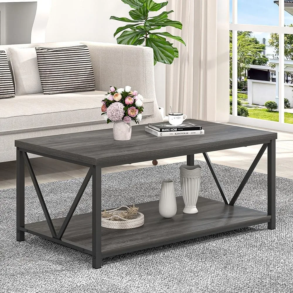 طاولة قهوة ريفية حديثة مع مساحة تخزين لمساحات المعيشة الصغيرة: طاولة مركزية من الخشب والمعادن المدمجة