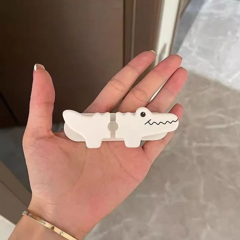 3Pcs Small crocodile power cord and data cable organizer, cute cartoon design, no-drill installation, storage and fixing wire
